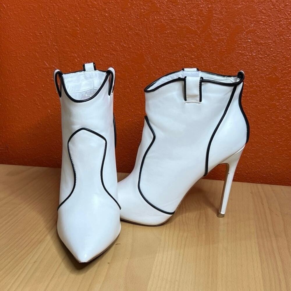 ☆  Liliana White Leather Zipper Ankle Boots Women's Size 8.5 (AA2-N)